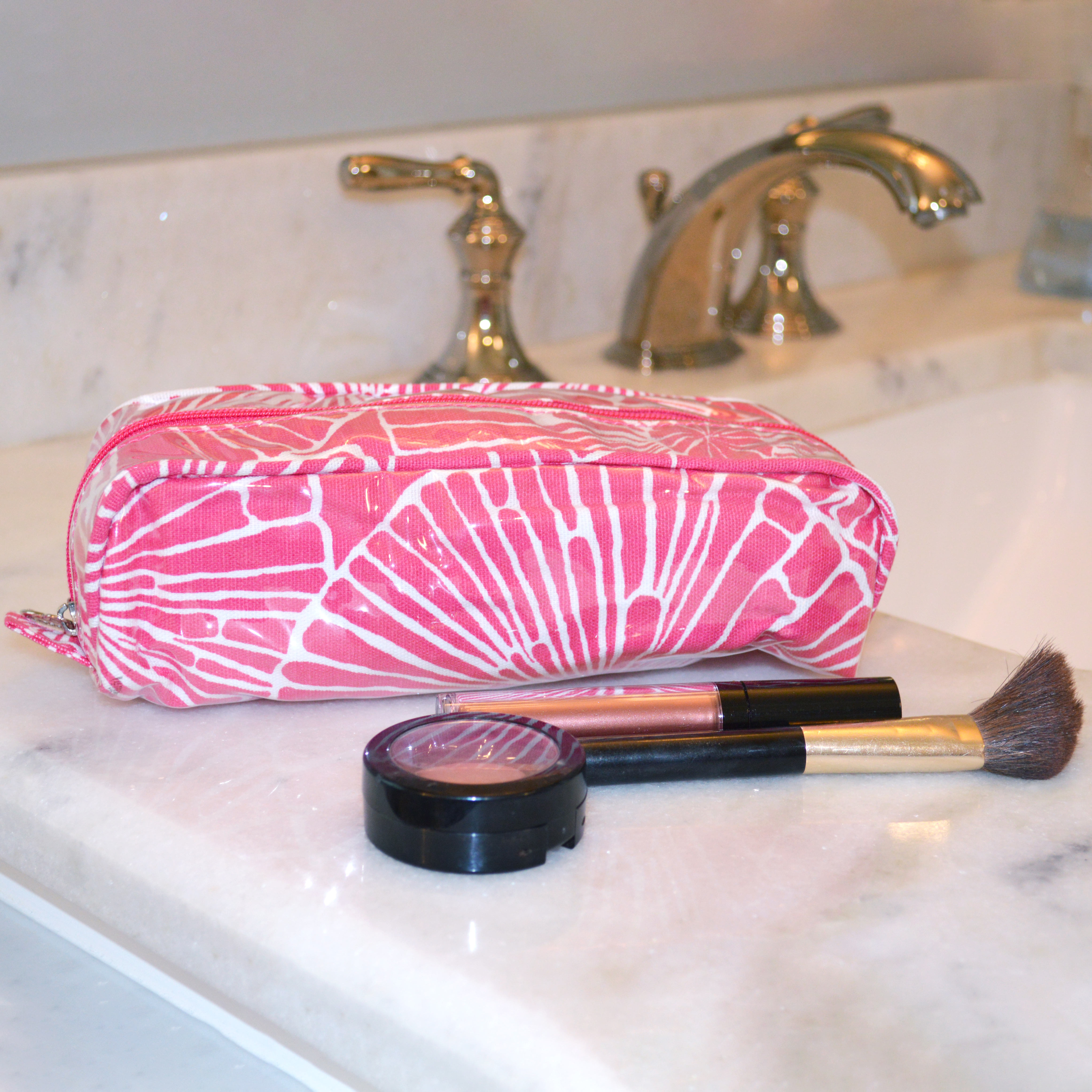 full circle pink pencil and brush pouch