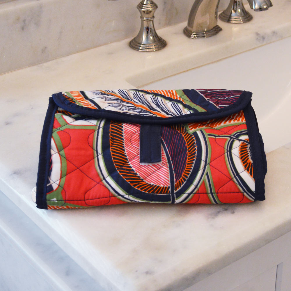 feather or not quilted accessory bag