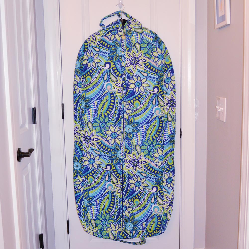 turqs and caicos quilted garment bag