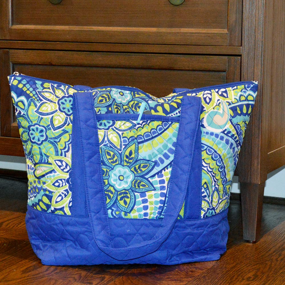 turqs and caicos quilted tote