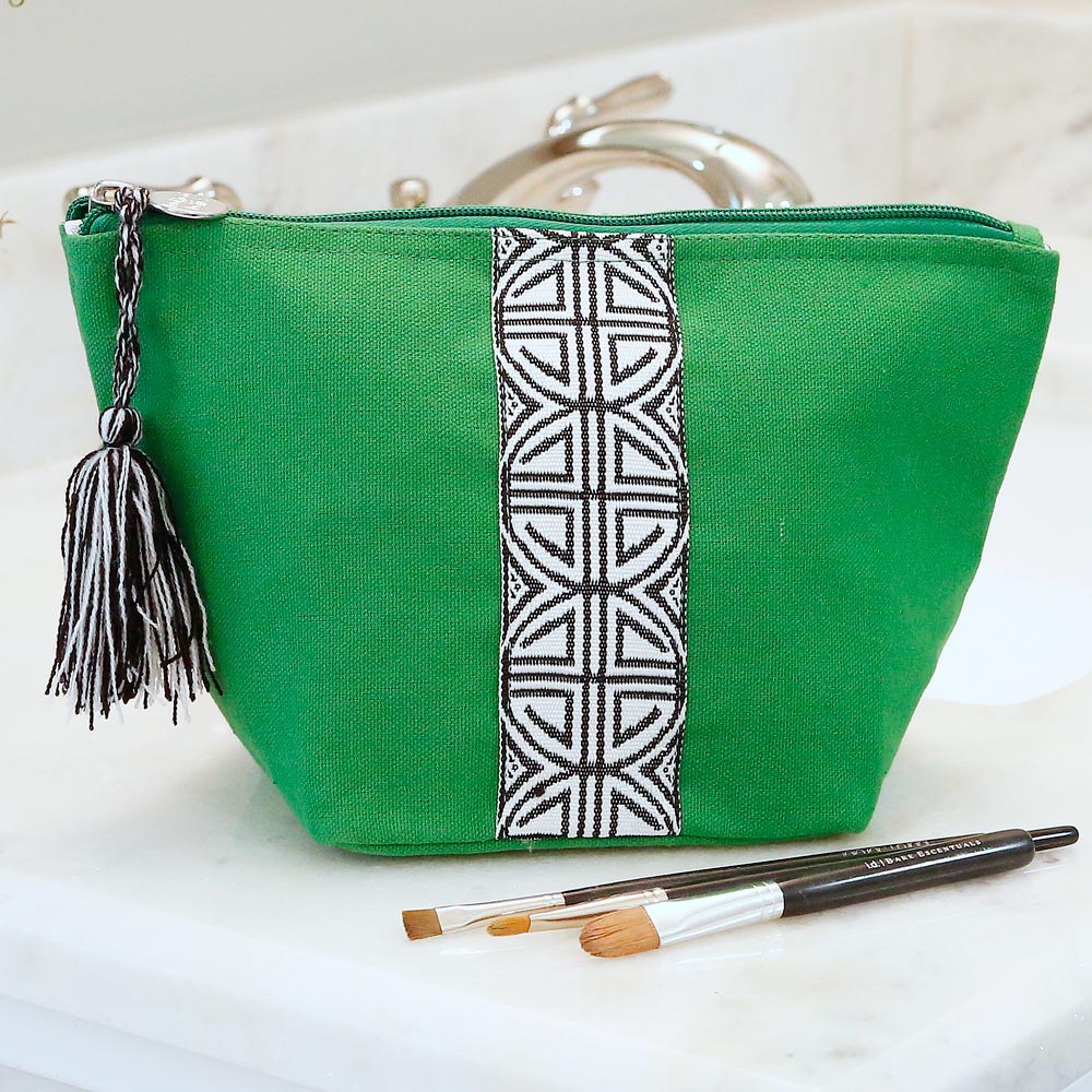 green zipper bag pouch w/tassle